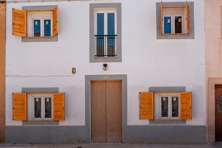 CASA URBANA REFORMADA + SOLAR CON PROYECTO D photo 0