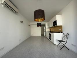 Piso en venta en Torremolinos photo 0