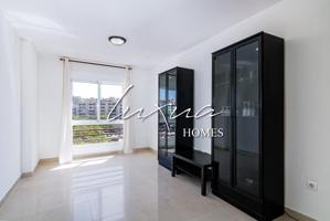Piso en venta en Málaga de 78 m2 photo 0