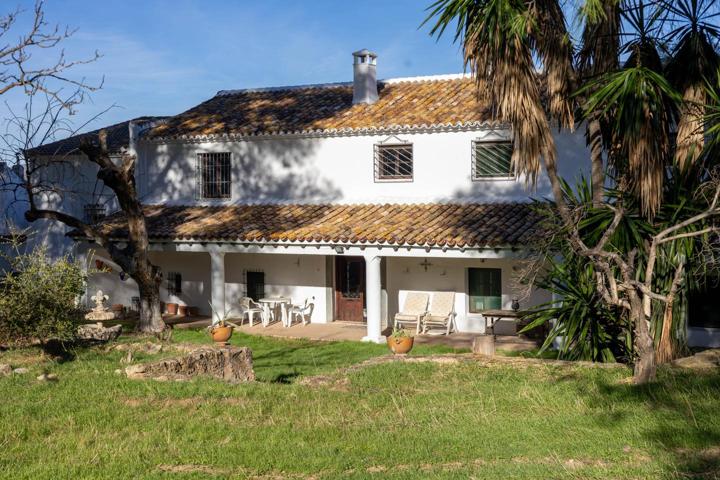 Casa - Chalet en venta en Humilladero de 750 m2 photo 0