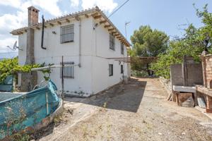 Casa con parcela en Alozaina photo 0