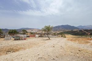 Finca Rustica con enorme potencial photo 0