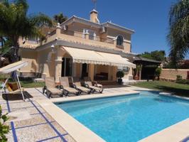 VILLA INDIVIDUAL CON PISCINA PRIVADA photo 0