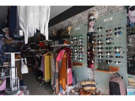 Local en venta en Puerto Marina photo 0