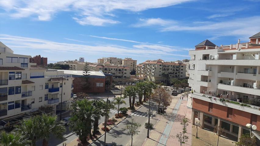 PISO PARA ENTRAR A VIVIR EN AVENIDA DEL MAR, ESTEPONA photo 0