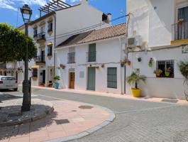 Encantadora Casa de Pueblo en el Corazón de Estepona photo 0
