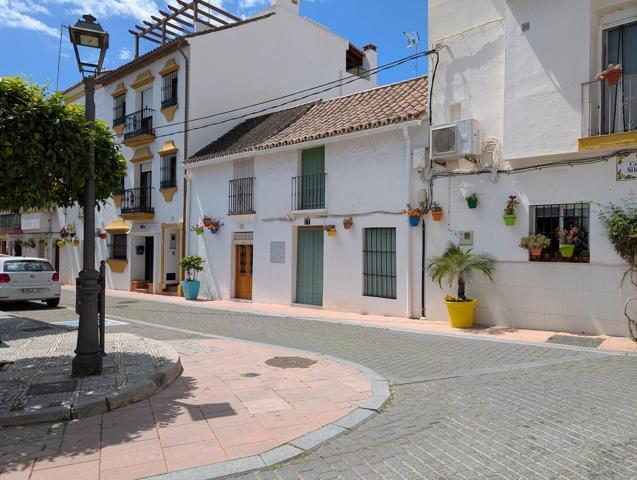 Encantadora Casa de Pueblo en el Corazón de Estepona photo 0