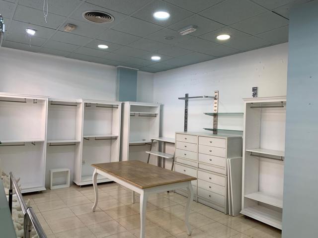 VENTA LOCAL COMERCIAL EN CALLE LINARES photo 0