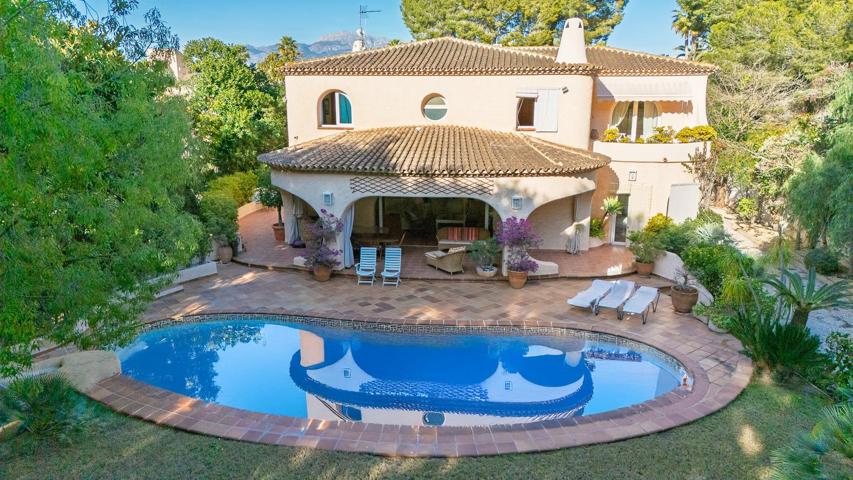 Casa En venta en Zona Sierra Helada, Benidorm photo 0