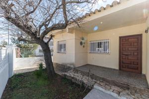 Venta de Chalet Pareado en Siete Aguas photo 0