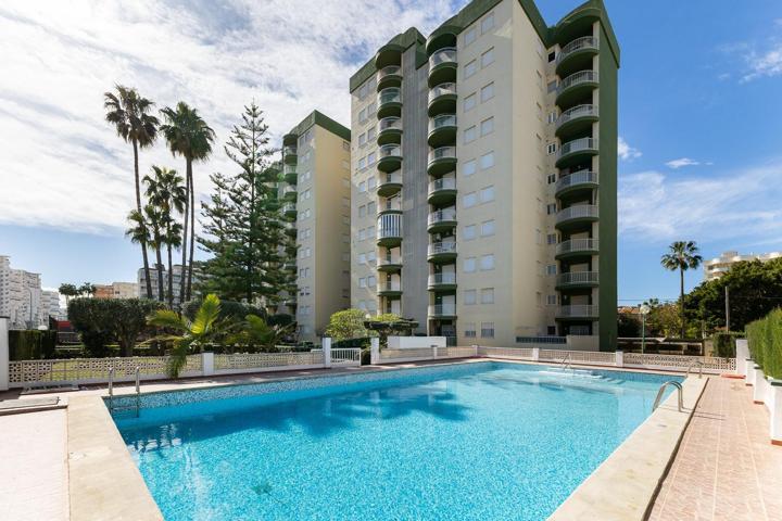 Apartamento en Gandía con plaza de garaje, trastero, piscina y pista de tenis photo 0