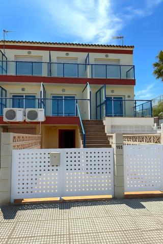 Adosado en Venta en Playa de Oliva photo 0
