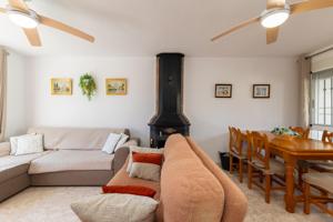 Venta de precioso chalet adosado photo 0