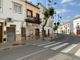 PISO EN ALQUILER CON GRAN TERRAZA EN MACASTRE (VALENCIA) photo 0