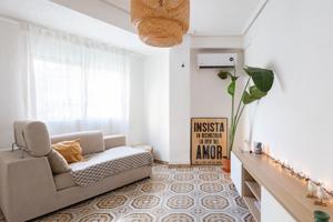 Piso en venta en Calle Brasil, Nou Moles photo 0