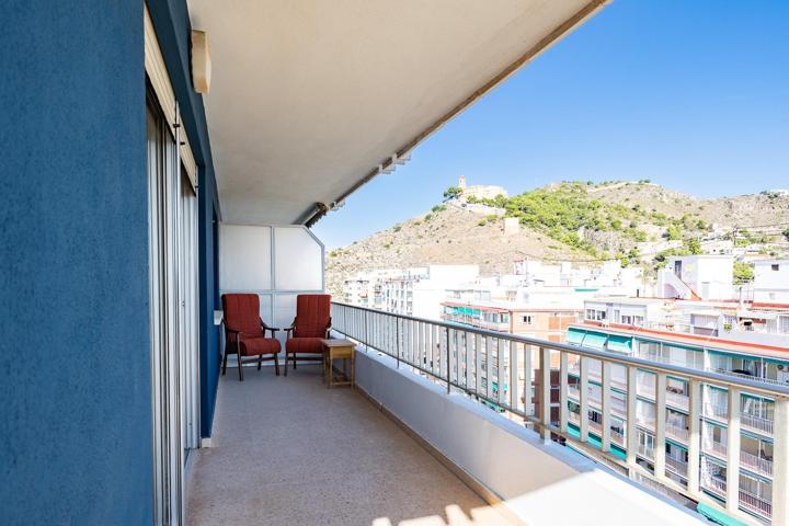 Apartamento con maravillosas vistas al mar y a la montaña photo 0