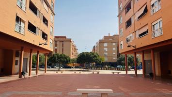 Oportunidad Única locales aptos para vivienda habitual en el Corazón de Alto Palancia de Sagunto photo 0