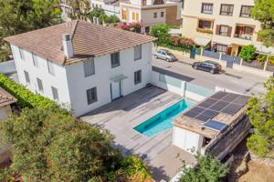 Exclusiva Vivienda de Lujo en Rocafort, Elegancia, Sostenibilidad y Confort en Ubicación Privilegiada photo 0