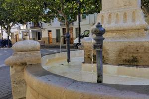 ¡OPORTUNIDAD! ¡VENTA ADOSADO con PISCINA en MACASTRE! photo 0