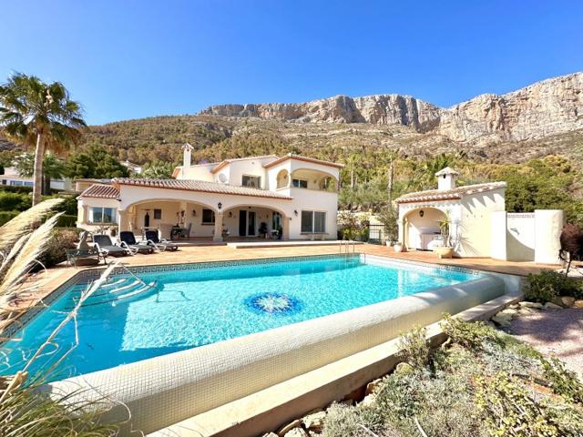 Villa En venta en Jávea - Xàbia photo 0