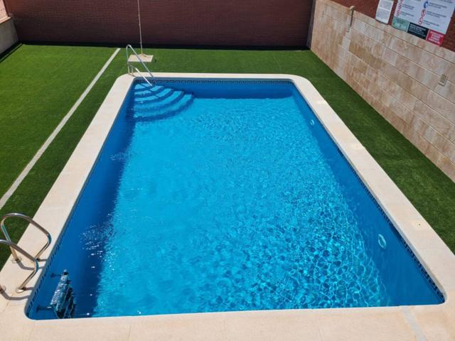 ESTUPENDO PISO DE 2 DORMITORIOS CON PARKING Y PISCINA photo 0