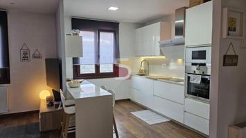 Piso en venta en Castrelos, 15 photo 0