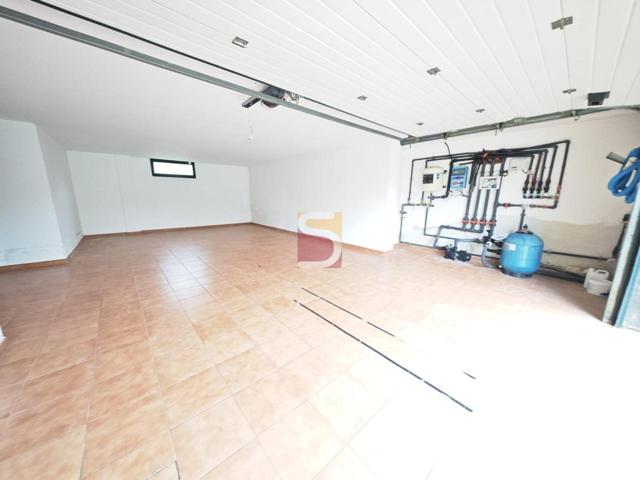 Alquiler anual, Gondomar Peitieiros, chalet con piscina. photo 0