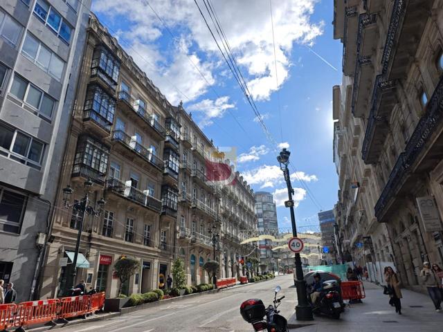 Centro de Vigo, alquiler anual. photo 0