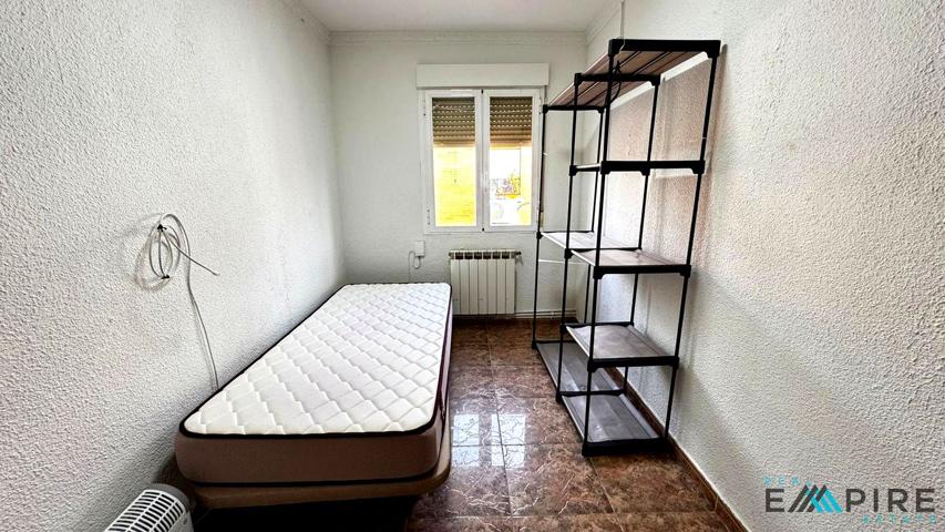 Habitación en alquiler en Parla de 99 m2 photo 0