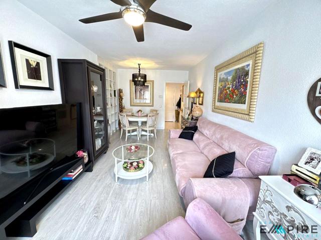 Piso en venta en Parla de 123 m2 photo 0