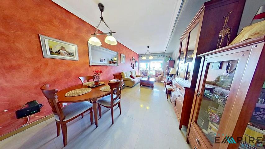 Ático en venta en Parla de 146 m2 photo 0