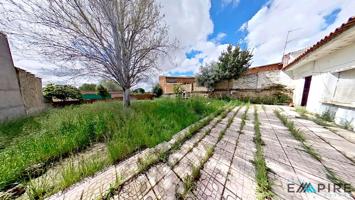 Casa De Pueblo en venta en Villatobas de 149 m2 photo 0