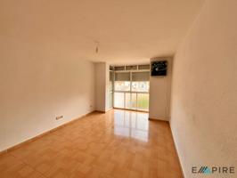 Piso en venta en Parla de 64 m2 photo 0