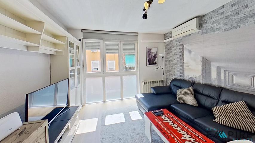 Apartamento en venta en Madrid de 75 m2 photo 0