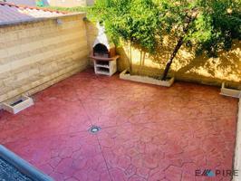 Adosado en venta en Numancia de la Sagra de 206 m2 photo 0