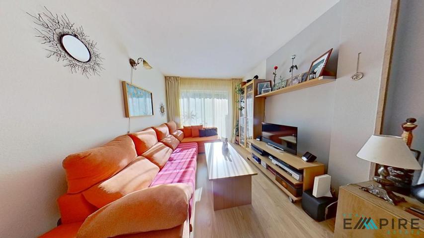 Piso en venta en Parla de 98 m2 photo 0
