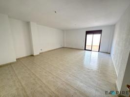 Pareado en venta en Esquivias de 326 m2 photo 0