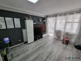 Piso en venta en Parla de 83 m2 photo 0