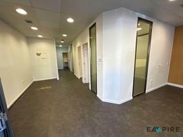 Local en alquiler en Parla de 150 m2 photo 0