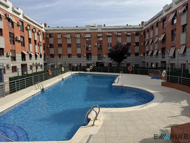 Piso en venta en Parla de 95 m2 photo 0