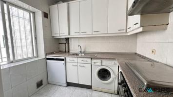 Piso en venta en Madrid de 80 m2 photo 0