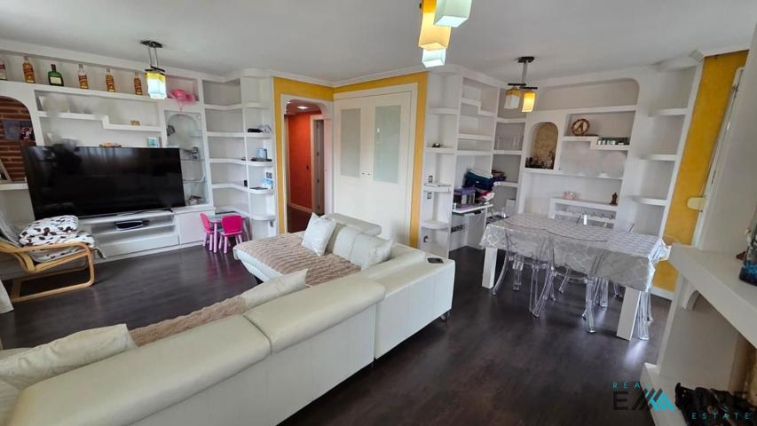Piso en venta en Madrid de 102 m2 photo 0