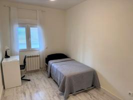 Habitación en alquiler en Alcalá de Henares de 80 m2 photo 0