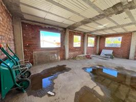 Casa - Chalet en venta en Urtajo de 1000 m2 photo 0