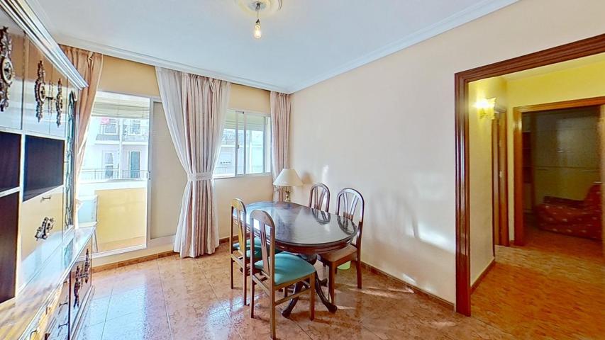 Piso en venta en Parla de 79 m2 photo 0