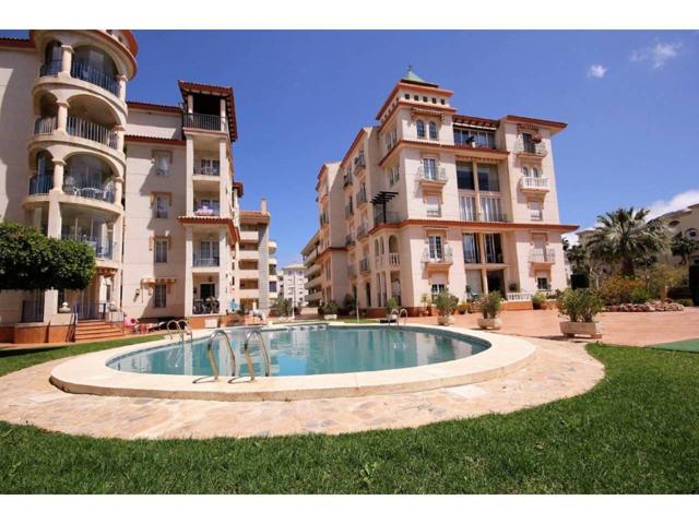 Apartamento en venta en L'Albir photo 0