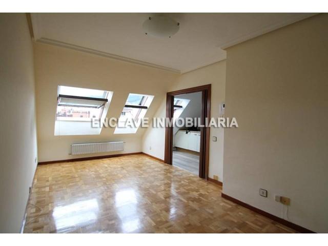 Piso en venta en Pumarín-Teatinos(33011) photo 0