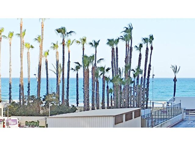 Piso en venta en Platja Nord-Peñismar photo 0