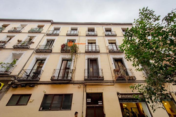 Oportunidad en Malasaña · Ideal para vivir o invertir photo 0