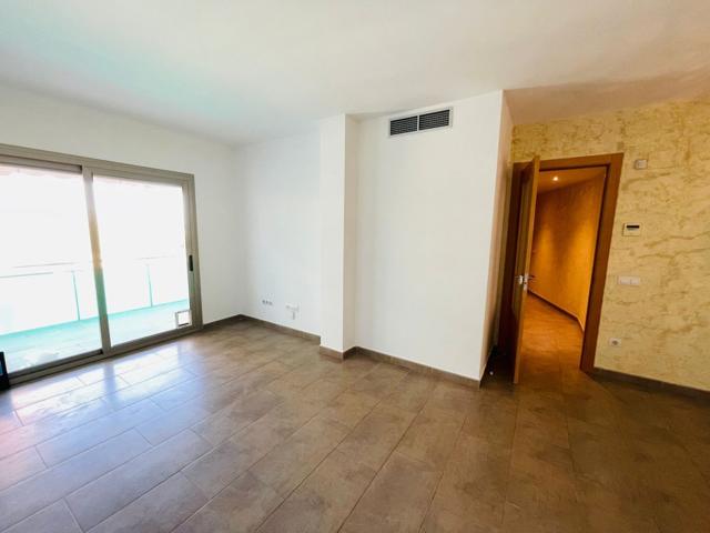 FANTASTICO PISO EN EL VENDRELL photo 0